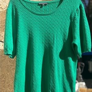 Adrianna Papell Vibrant Green Short Sleeve Top